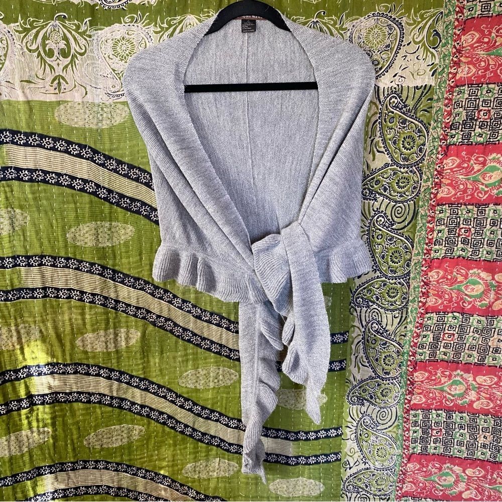 Rare Alpaca WaWa Gray 100% Baby Alpaca Ruffled Shawl One Size